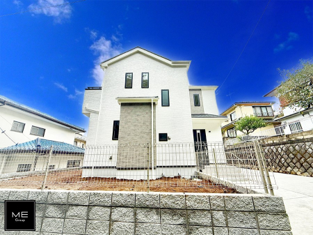 nOώʐ^ OρV炵n܂ꏊŁAƑJ[߂