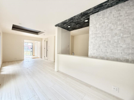 rO 났ƏΊ炪W܂AS܂郊rO