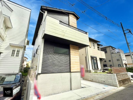 nOώʐ^ OρV炵n܂ꏊŁAƑJ[߂