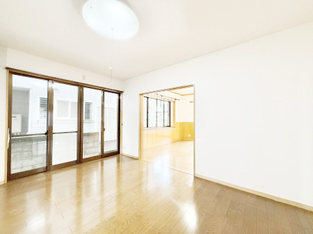 rO 났ƏΊ炪W܂AS܂郊rO