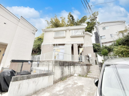 nOώʐ^ OρV炵n܂ꏊŁAƑJ[߂