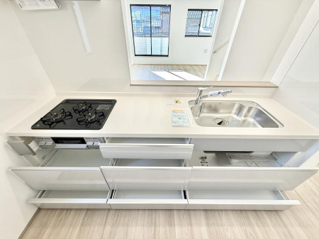 �L�b�`�� �������Ƒ����J��[�߂�A������̂���L�b�`��