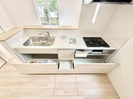 �L�b�`�� �������A�C�f�A�L����A�N���G�C�e�B�u�ȗ������