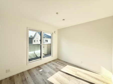 �Q�� ���������̔z�u��ʋC���̗ǂ��݌v�ŕ����̋�C�������炸�A��ɐV�N�ȋ�C������܂�