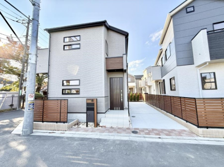 nOώʐ^ OρV炵n܂ꏊŁAƑJ[߂