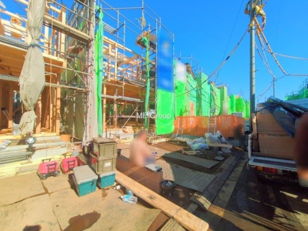 nOώʐ^ OρV炵n܂ꏊŁAƑJ[߂