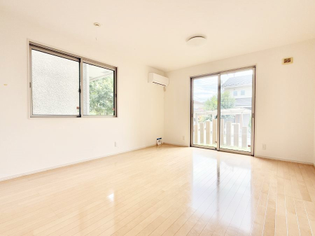 rO 났ƏΊ炪W܂AS܂郊rO