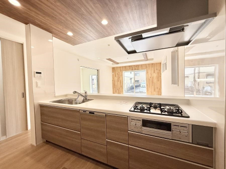 �L�b�`�� ���������y���݂ƐH�ׂ�K����͂���L�b�`��