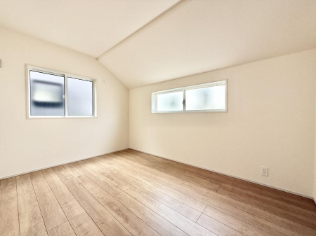 �Q�� ���������̔z�u��ʋC���̗ǂ��݌v�ŕ����̋�C�������炸�A��ɐV�N�ȋ�C������܂�