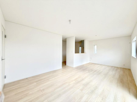 ���r���O ���������R�Ɖ�b�����܂��A�S�n�悢�ЂƂƂ�