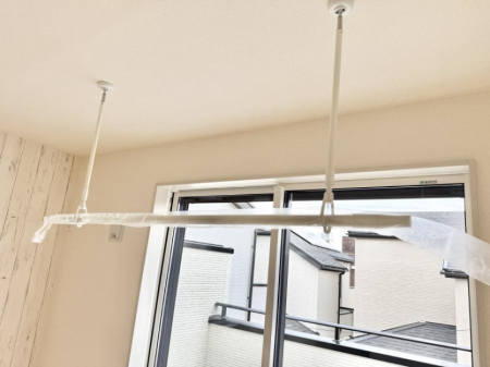 ̑ ݔV⎞ԂCɂ󕨂AOߗނ܂B