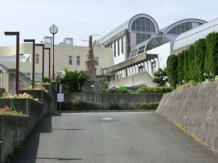 ���ӊ� ���w�Z 1700m ���q�s�����Ԓ��w�Z