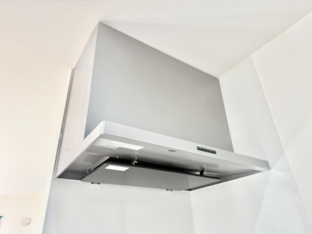 ���̑����� �ݔ����������̏��C����������C��ɗU������A�����I�ɔr�����ł��܂��B