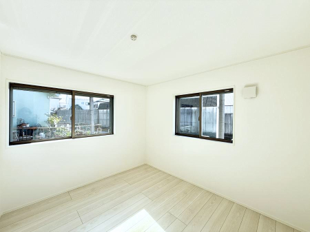 �Q�� ���������̔z�u��ʋC���̗ǂ��݌v�ŕ����̋�C�������炸�A��ɐV�N�ȋ�C������܂�