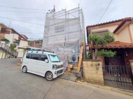 nOώʐ^ OρV炵n܂ꏊŁAƑJ[߂