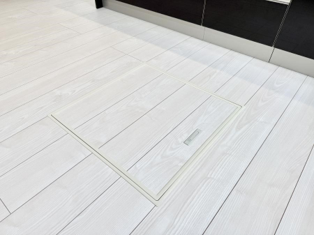 ���̑����� �ݔ����B�ꂽ���[�X�y�[�X�ŉƑS�̂��X�b�L��