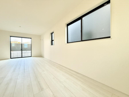 ���̑����� �������Ƒ��̏Ί炪���ӂ��A���났�̋��