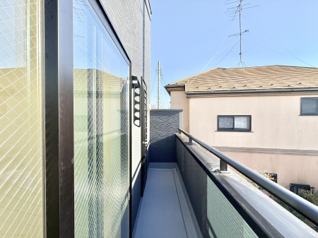 �o���R�j�[ ������ ���R��g�߂Ɋ�����A�J���I�ȃo���R�j�[