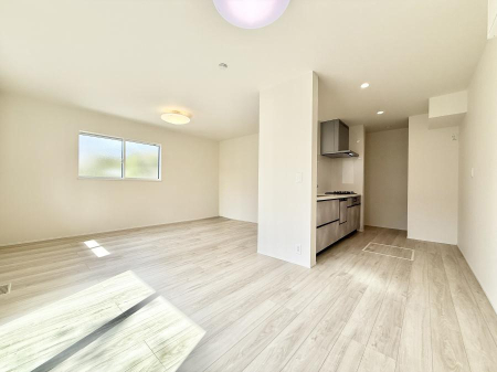 ���r���O ���������R�Ɖ�b�����܂��A�S�n�悢�ЂƂƂ�