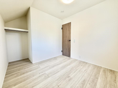 �Q�� ���������̔z�u��ʋC���̗ǂ��݌v�ŕ����̋�C�������炸�A��ɐV�N�ȋ�C������܂�