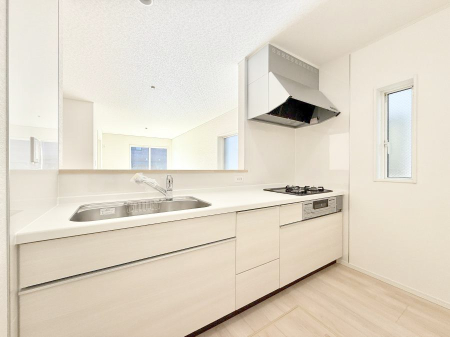 �L�b�`�� ���������y���݂ƐH�ׂ�K����͂���L�b�`��