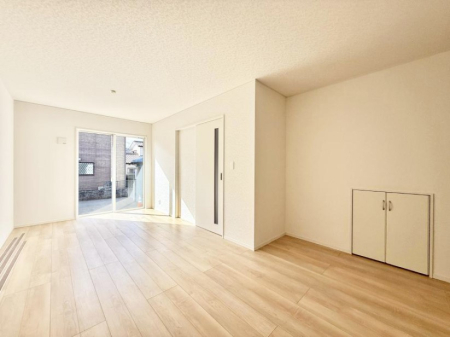 ���̑����� �������Ƒ��̏Ί炪���ӂ��A���났�̋��