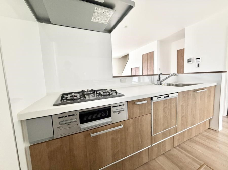 �L�b�`�� �������Ƒ����J��[�߂�A������̂���L�b�`��