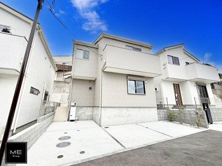 ���n�O�ώʐ^ �O�ρ��V������炵���n�܂�ꏊ�ŁA�Ƒ����J��[�߂�