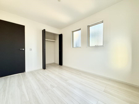 �q������ ����