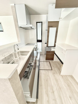 �L�b�`�� �����������������Ɗy�����Ȃ�A���K�ȃL�b�`�����