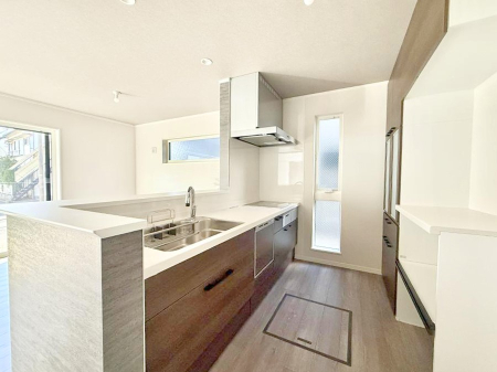 �L�b�`�� �������Ƒ����J��[�߂�A������̂���L�b�`��