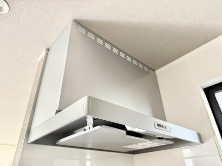 ���̑����� �ݔ����������̏��C����������C��ɗU������A�����I�ɔr�����ł��܂��B