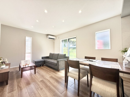 rO VvґA؂ȐlƉ߂Sقǂ