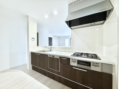 �L�b�`�� �����������������Ԃ����܂��A�Ί炠�ӂ��L�b�`��