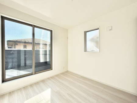 �q������ �������v���C�x�[�g��ԂƂ��ĐÂ��ŗ�������������񋟂��Ă���܂�