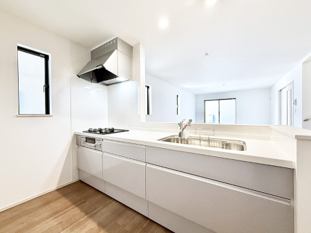 �L�b�`�� ���������y���݂ƐH�ׂ�K����͂���L�b�`��