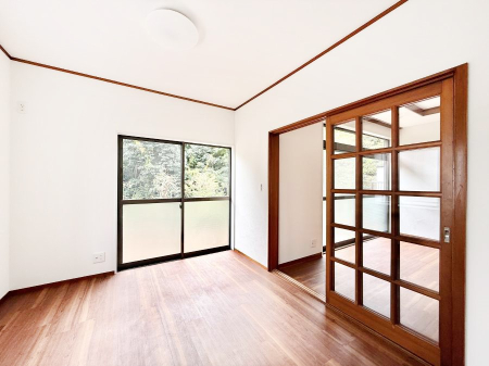 rO 났ƏΊ炪W܂AS܂郊rO