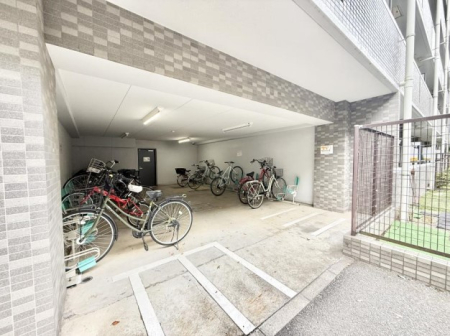 ̑ OρẌړɕ֗ȒփXy[XmۂĂ܂