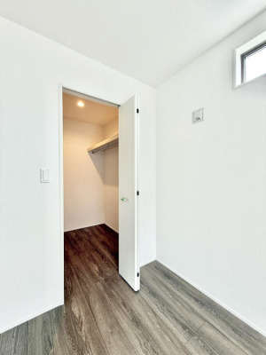 ���[ ����