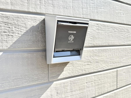 ���̑����� �ݔ�������ŊȒP�ɏ[�d�ł��A�G�R�ȃJ�[���C�t���T�|�[�g