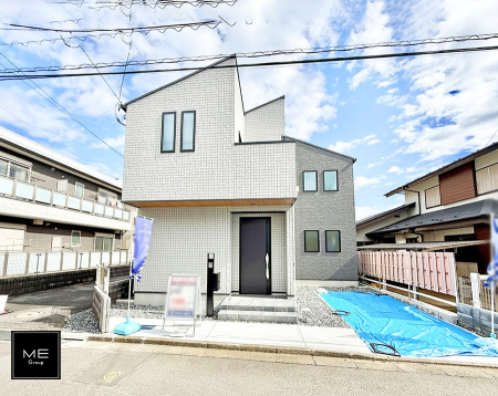 nOώʐ^ OρV炵n܂ꏊŁAƑJ[߂