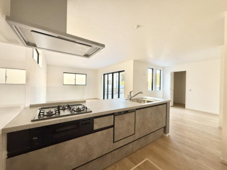 �L�b�`�� �������Ƒ����J��[�߂�A������̂���L�b�`��