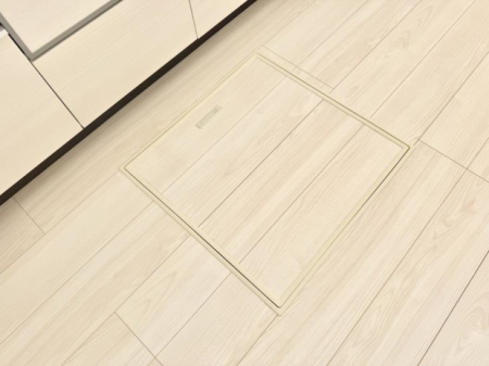 ���̑����� �ݔ����B�ꂽ���[�X�y�[�X�ŉƑS�̂��X�b�L��