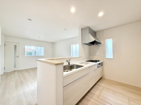 �L�b�`�� �������A�C�f�A�L����A�N���G�C�e�B�u�ȗ������