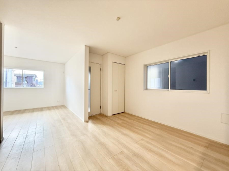 ���r���O ���������C�ɓ���̏ꏊ�ŁA�̂�т�Ƃ������Ԃ�