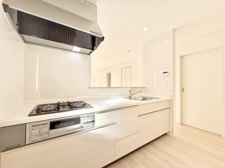 �L�b�`�� �����������������Ɗy�����Ȃ�A���K�ȃL�b�`�����