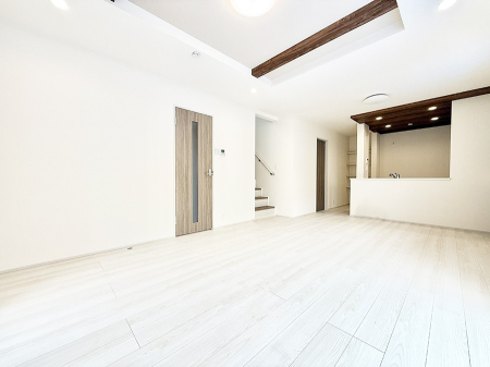 rO VvґA؂ȐlƉ߂Sقǂ