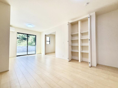 rO VvґA؂ȐlƉ߂Sقǂ