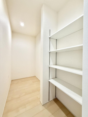 ���[ ����