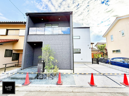 nOώʐ^ OρV炵n܂ꏊŁAƑJ[߂